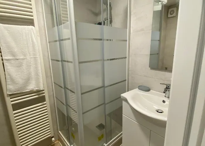 Apartment Rizzoli 3 Senzanome